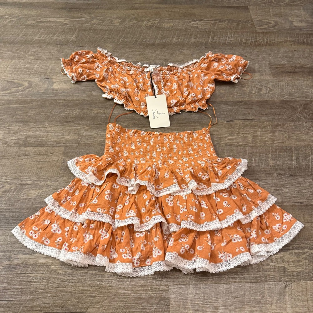 Klesis Women's Skirt and Top Set